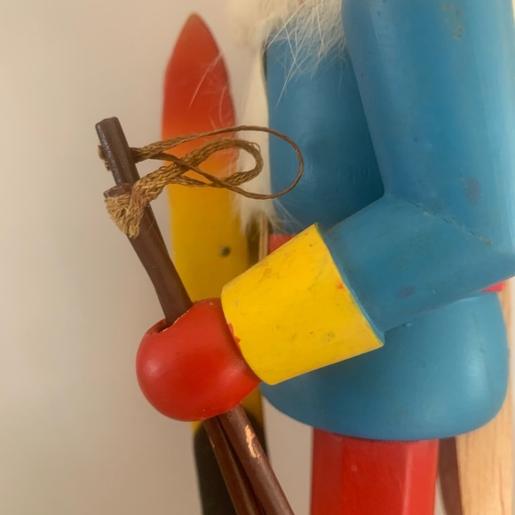 Vintage Collectible 1992 Nutcracker Village Handcrafted Wood "Skier" Nutcracker - Picture 6 of 15
